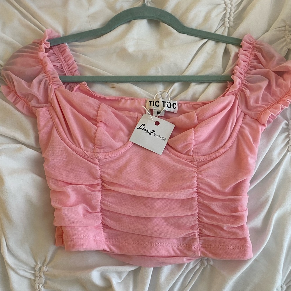 TIC TOC- pink wired top